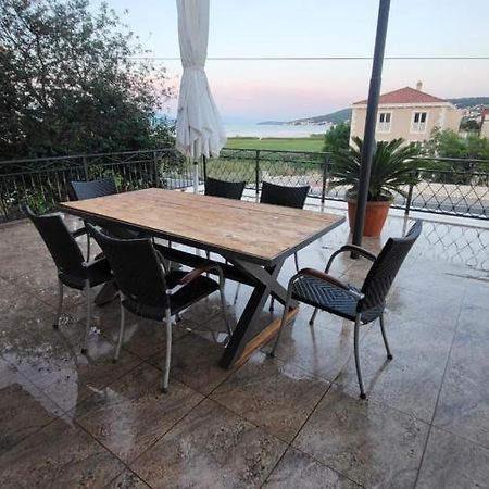 Apartmani Matea Trogir Eksteriør bilde