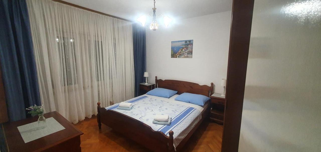 Apartmani Matea Trogir Eksteriør bilde